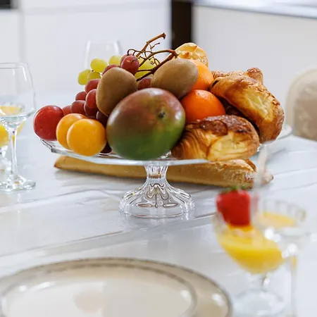 Апартаменти Sicardi - Elegant In Old Town